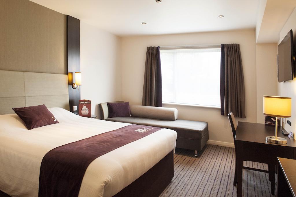 Premier Inn Barrow In Furness Стая снимка