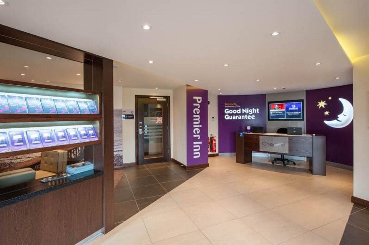 Premier Inn Barrow In Furness Екстериор снимка